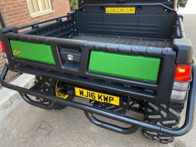 John Deere 855D XUV Gator