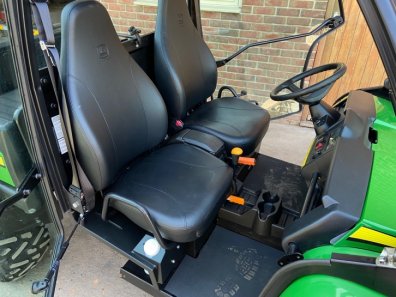 John Deere 855D XUV Gator