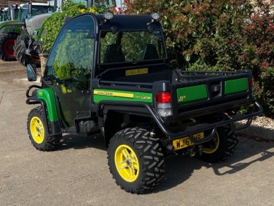 John Deere 855D XUV Gator