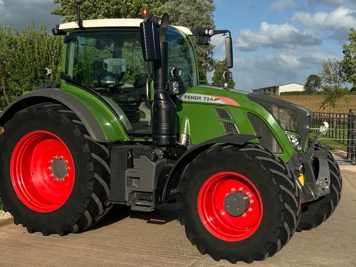 Fendt 724 Profi-Plus