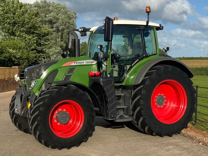 Fendt 724 Profi-Plus