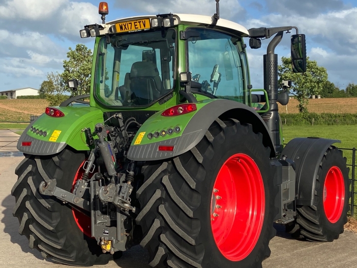 Fendt 724 Profi-Plus
