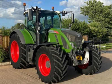Fendt 724 Profi-Plus