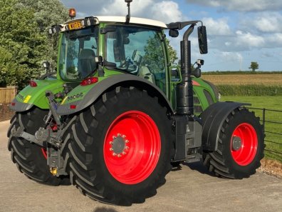 Fendt 724 Profi-Plus
