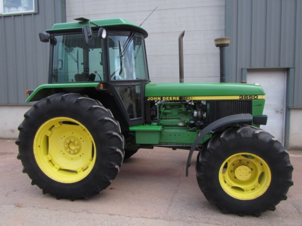 John Deere 3650