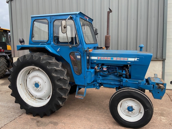 Ford 5000