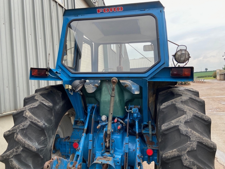 Ford 5000