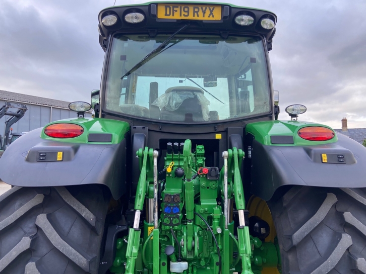 John Deere 6155R