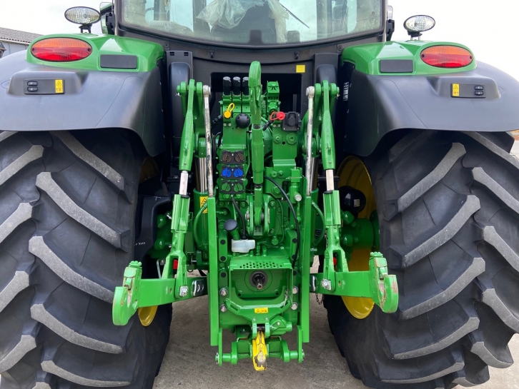 John Deere 6155R
