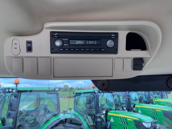 John Deere 6155R
