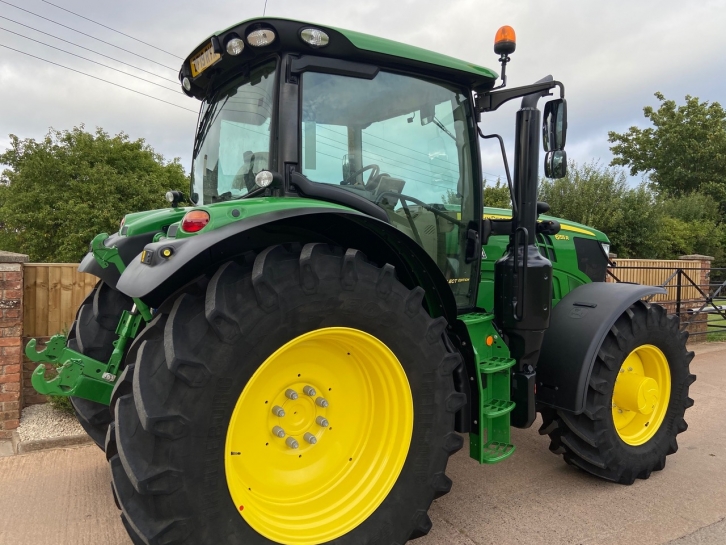 John Deere 6155R