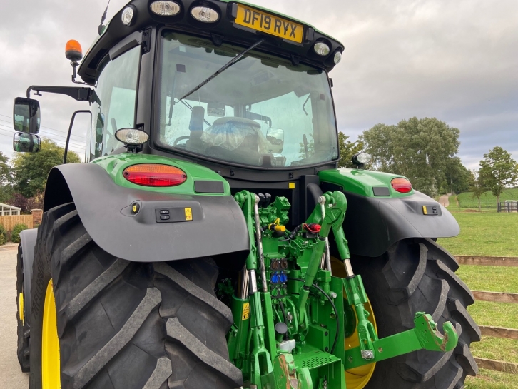 John Deere 6155R