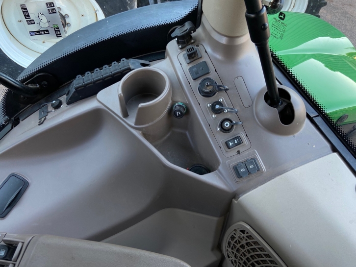 John Deere 6155R Premium