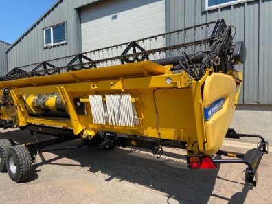 New Holland CR8.80 Twin Rotor narrow body combine