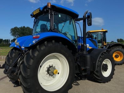 New Holland T7.245