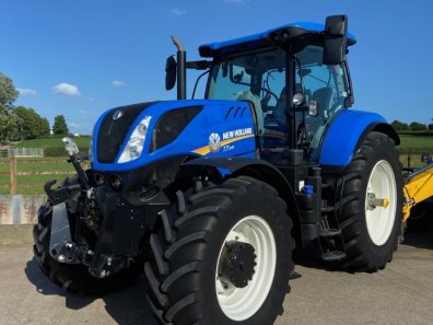 New Holland T7.245