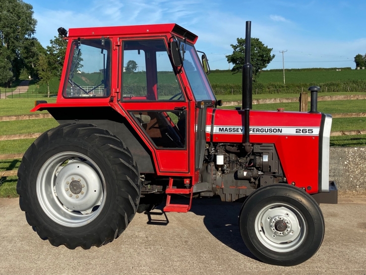 Massey Ferguson 265