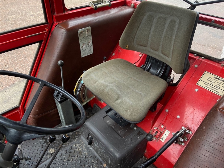 Massey Ferguson 265