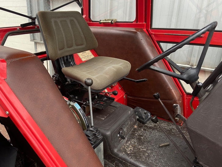 Massey Ferguson 265