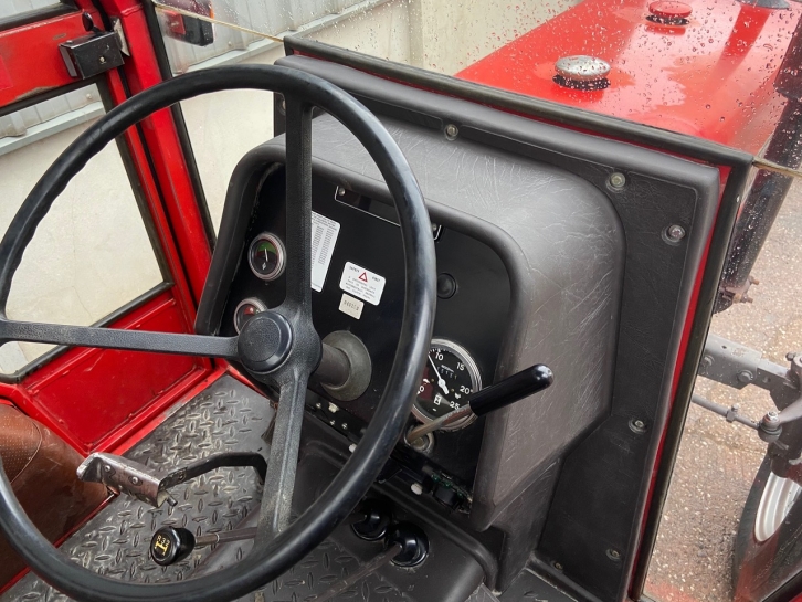 Massey Ferguson 265