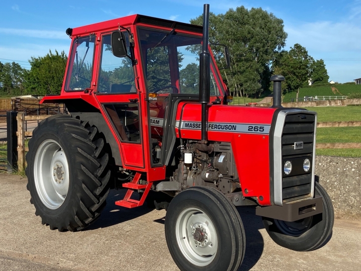Massey Ferguson 265