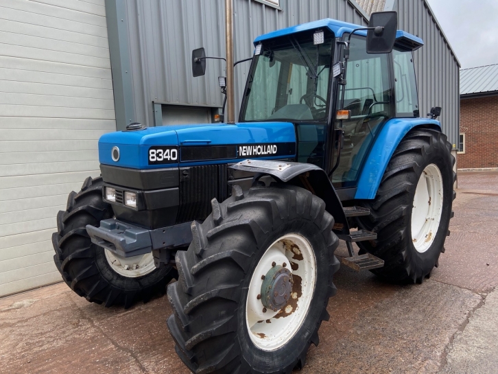 New Holland 8340 SLE