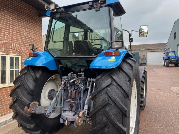 New Holland 8340 SLE
