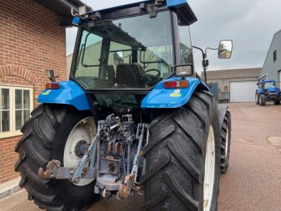New Holland 8340 SLE