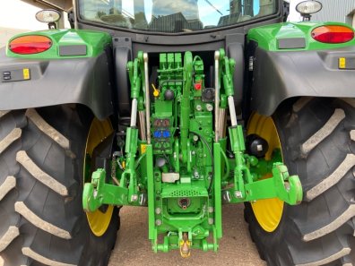 John Deere 6130R