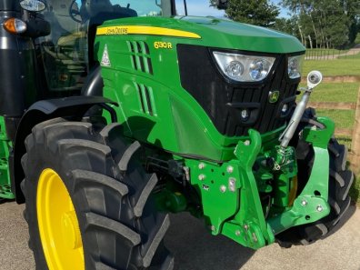 John Deere 6130R