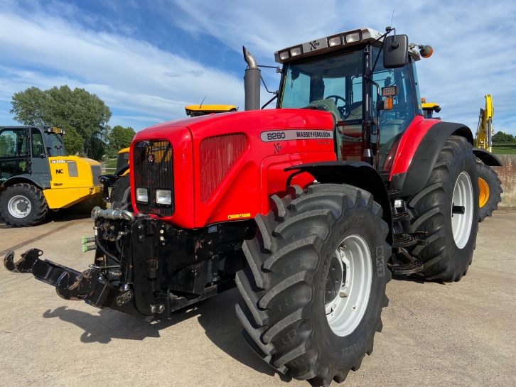 Massey Ferguson 8280 Xtra