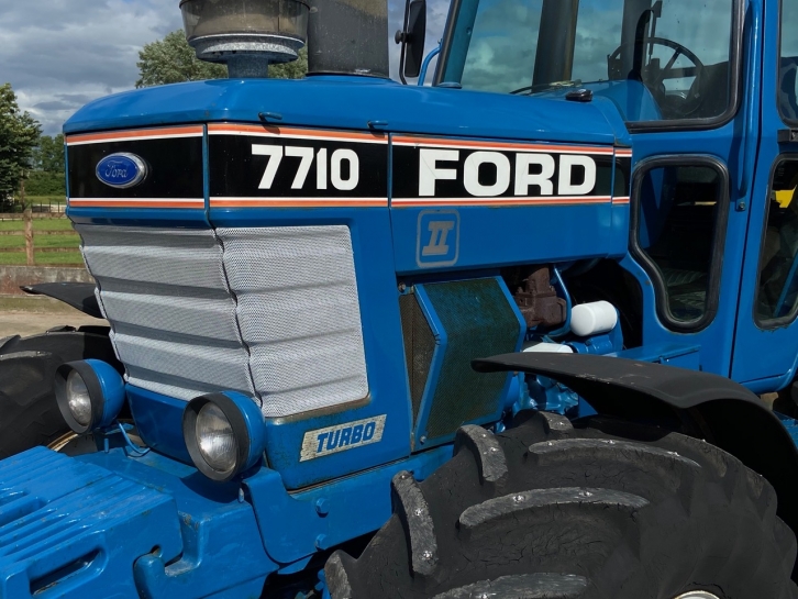 Ford 7710 Super Q