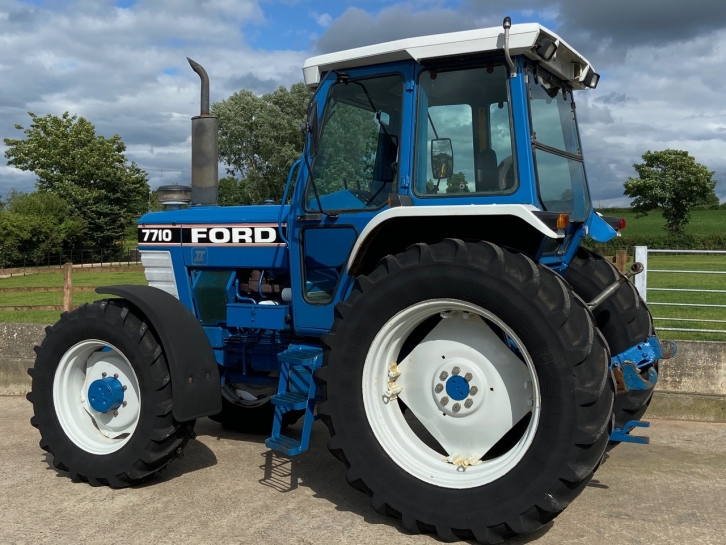 Ford 7710 Super Q