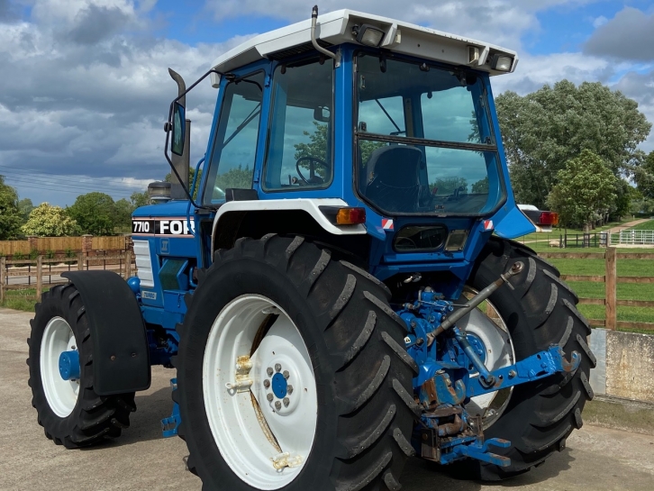 Ford 7710 Super Q