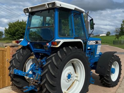 Ford 7710 Super Q