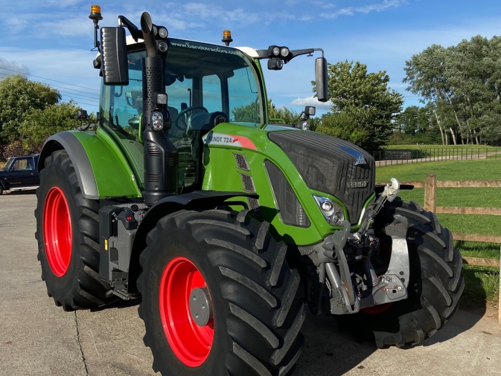 Fendt 724 Profi-Plus