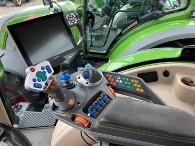 Fendt 724 Profi-Plus