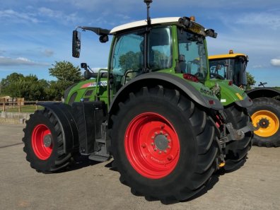 Fendt 724 Profi-Plus