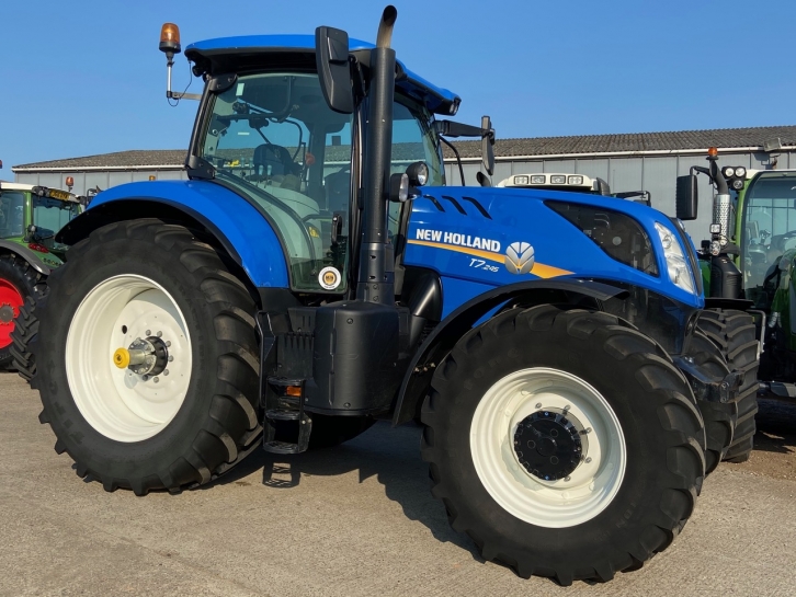 New Holland T7.245