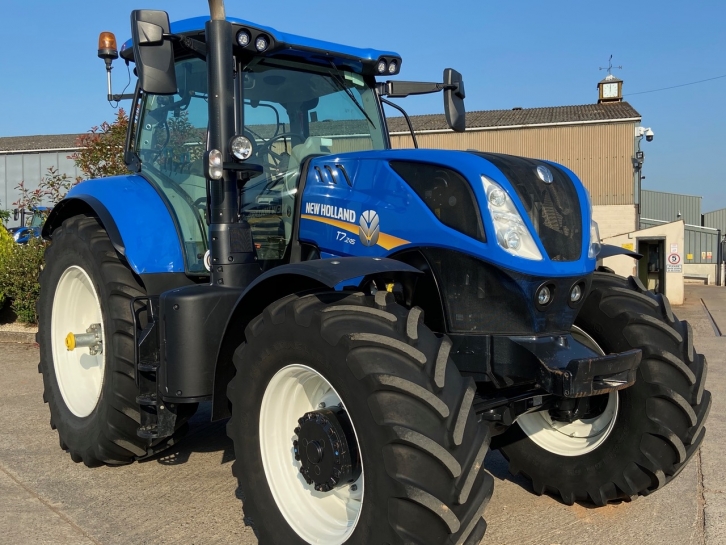 New Holland T7.245