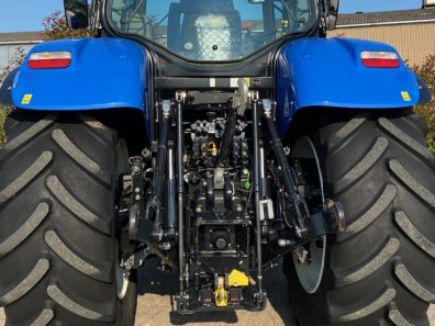 New Holland T7.245