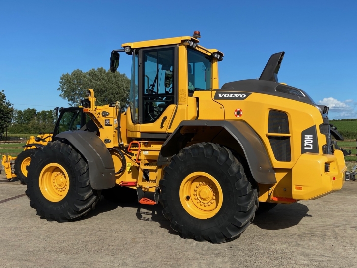 Volvo L70H loading shovel
