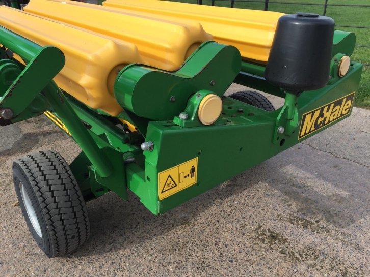 McHale 995TSR Square bale trailed wrapper