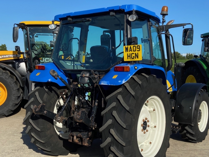 New Holland T5050