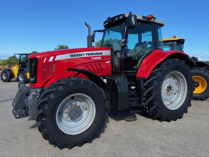 Massey Ferguson 7495