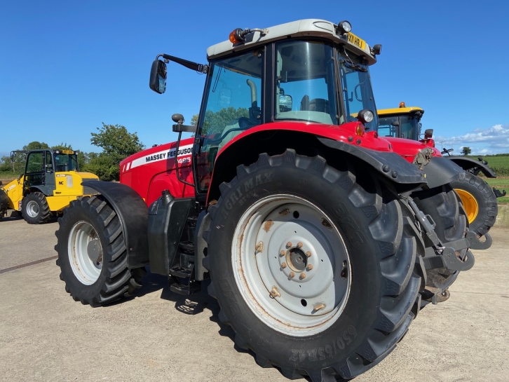 Massey Ferguson 7495