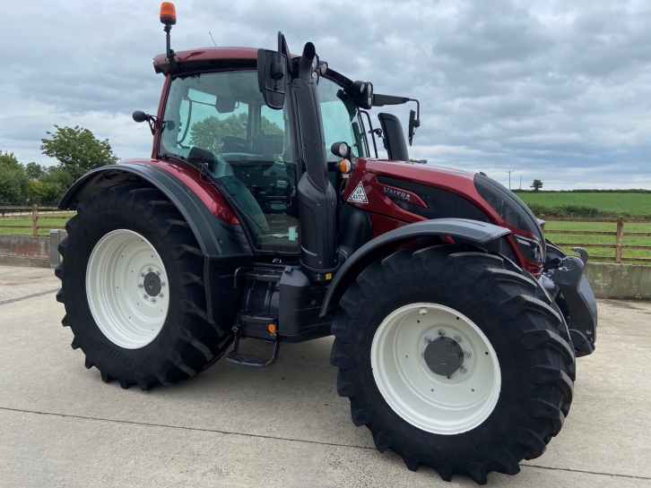 Valtra N174 Versu