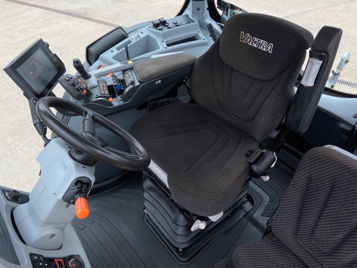 Valtra N174 Versu