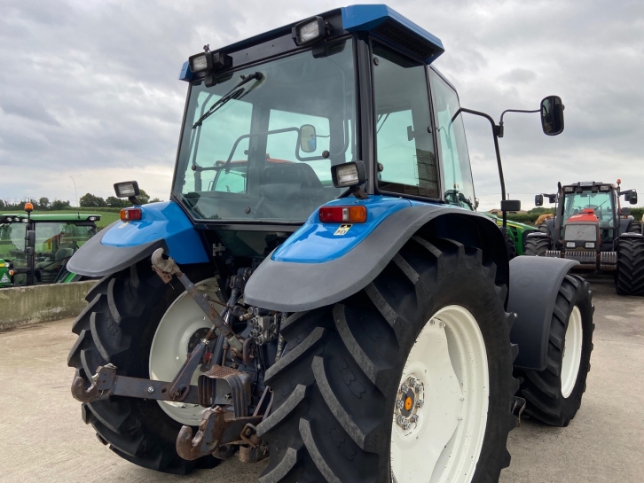 New Holland 7740 SLE