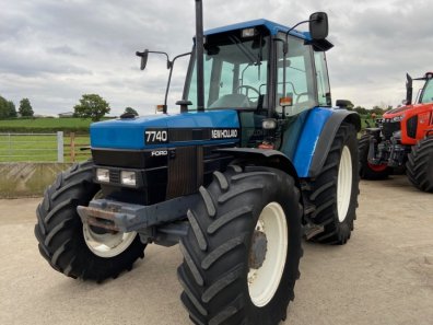 New Holland 7740 SLE